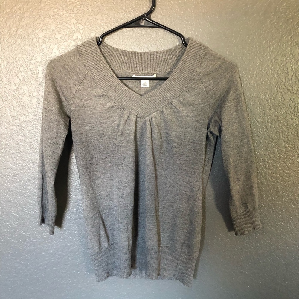 Banana republic grey blouse